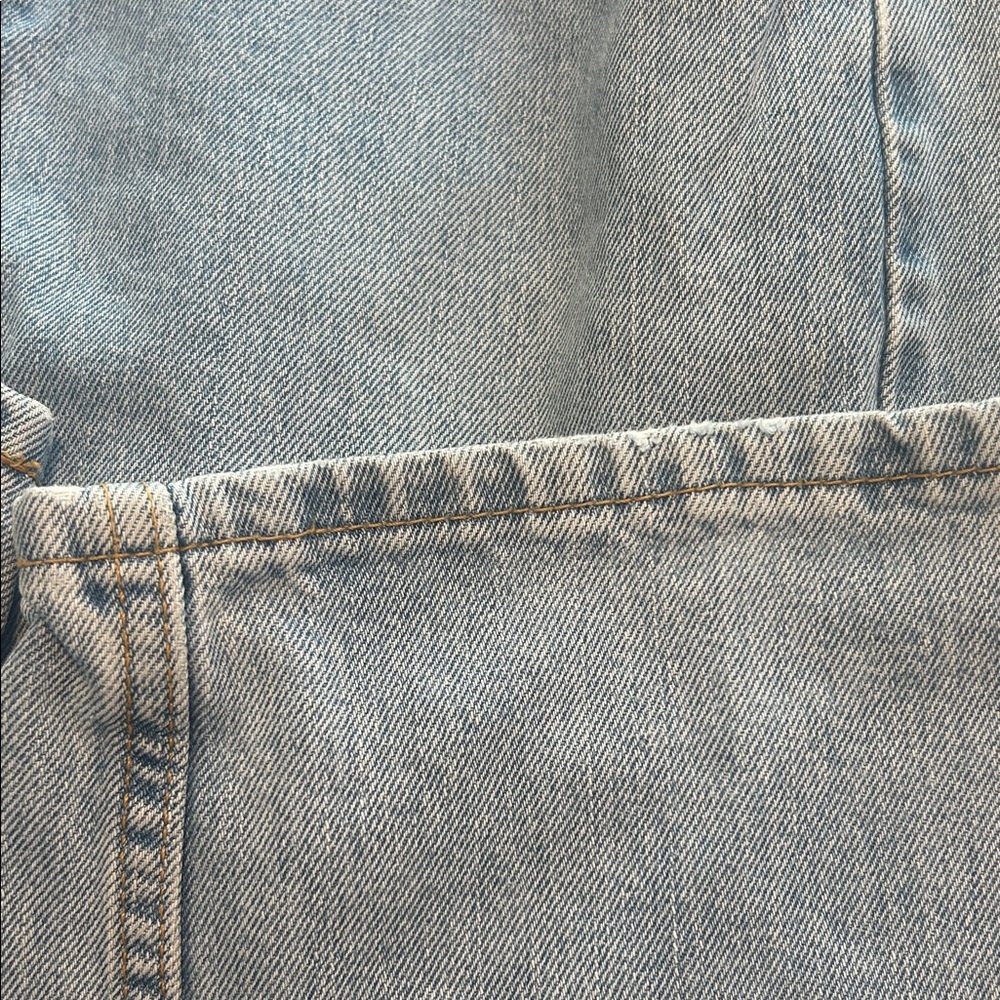 Levi's 505 Light Wash Straight Jeans - Picture 4 of 5